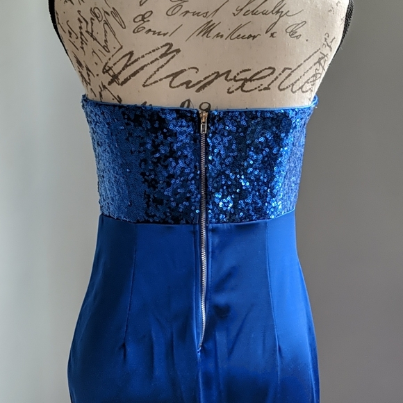 Prom Dress - Picture 3 of 4